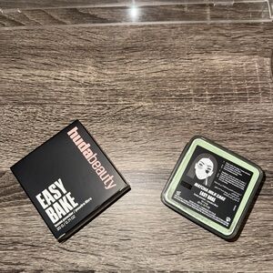 HUDA BEAUTY EASY BAKE LOOSE POWDER 💚